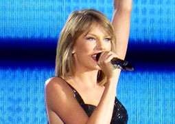 Scooter Broun kupio prava na pesme Taylor Swift